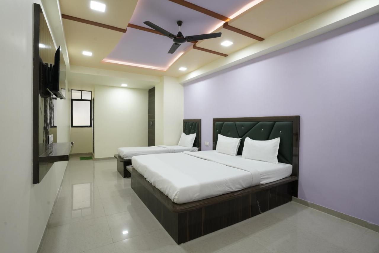 Hotel Ggc Inn Amhedabad Dış mekan fotoğraf